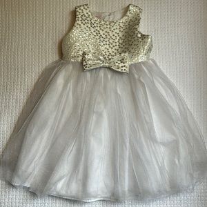 Marmellata Girls Size 4 Formal dress